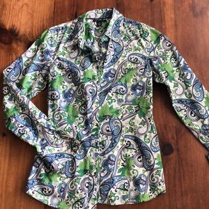 Tommy Hilfiger Women’s button down fitted shirt